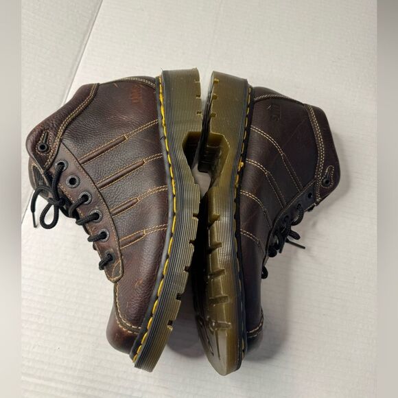 VTG Dr. Martens 9763 Brown Ankle Boots Chunky 7 Eye men’s size 8 Women’s size 10